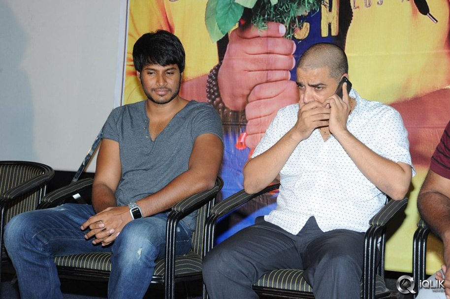 Iam-in-Love-Movie-Platinum-Disc-Function